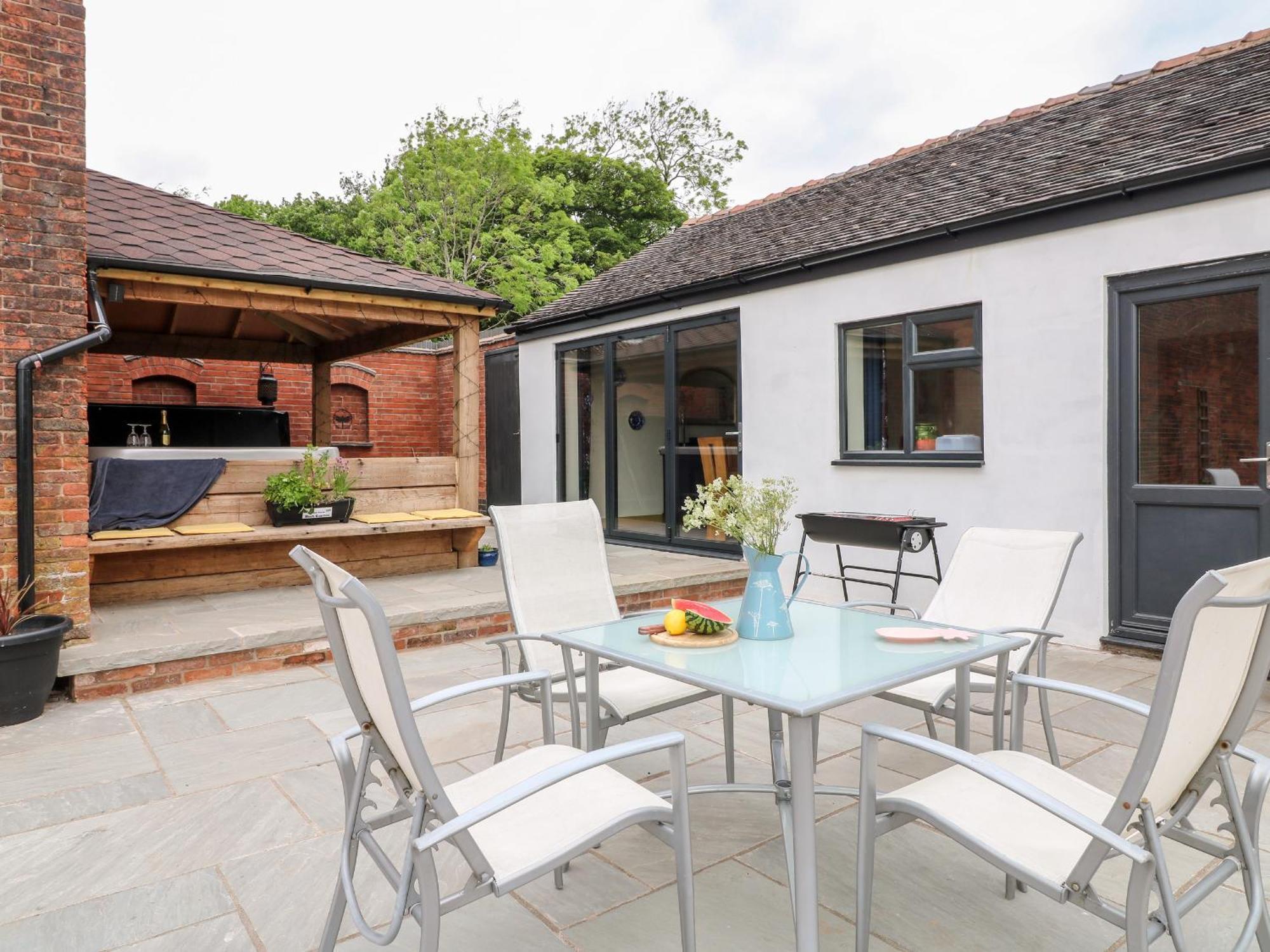 Villa Fields Farm Draycott in the Moors Esterno foto