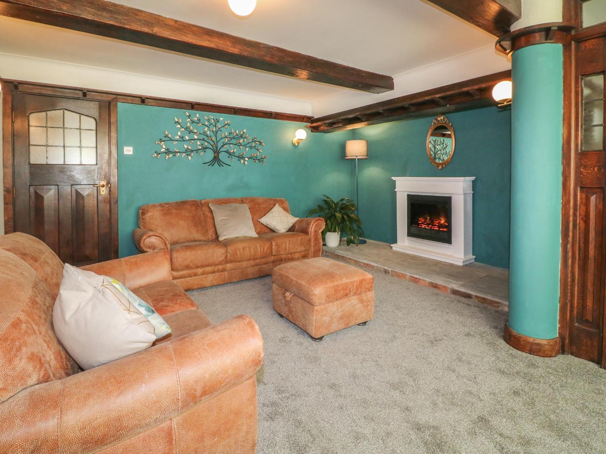 Villa Fields Farm Draycott in the Moors Esterno foto